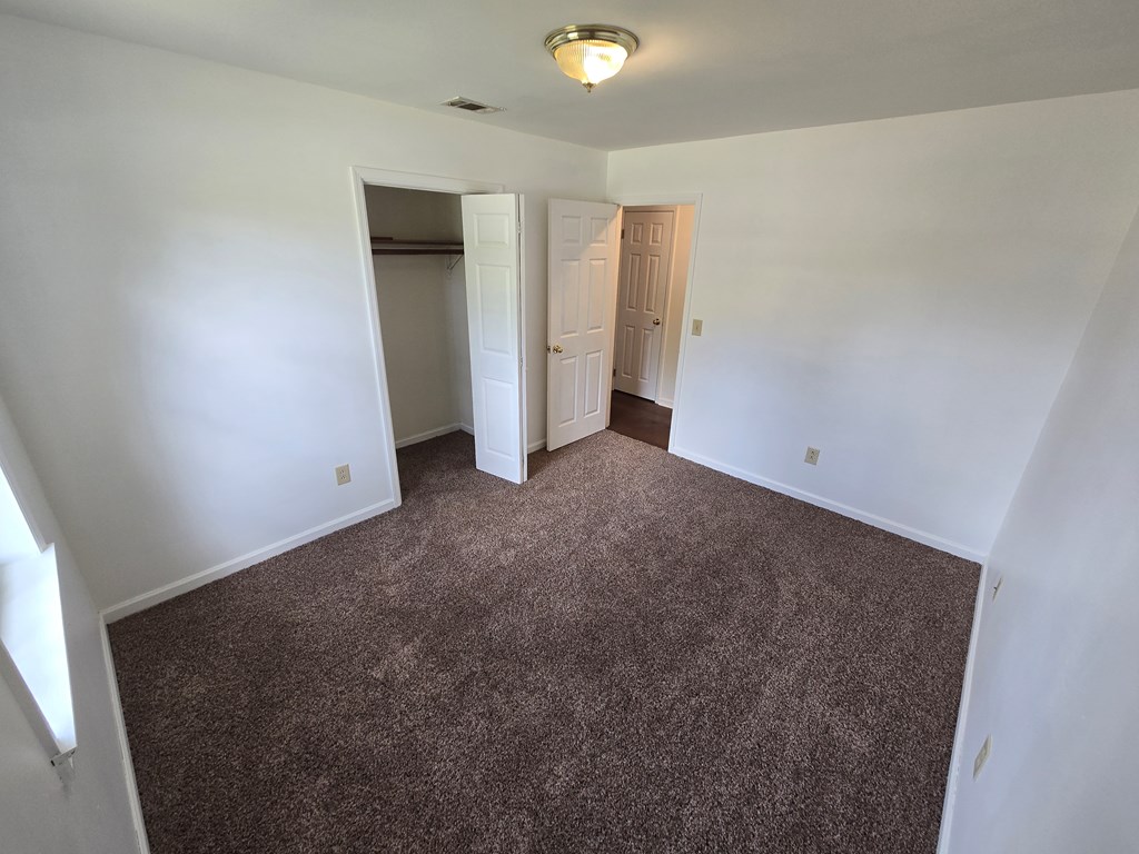 106 Prentice Court Dothan, AL 36305 - Photo 8 of 11