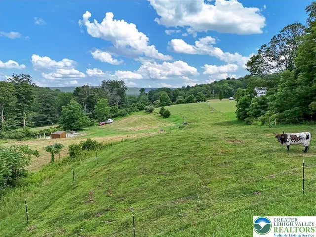 $479,000 | 173 Anchorage Road, Saylorsburg, PA 18353