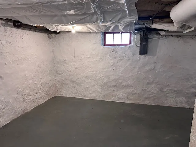 $259,900 | 431 North Crystal Avenue, Elgin, IL 60123