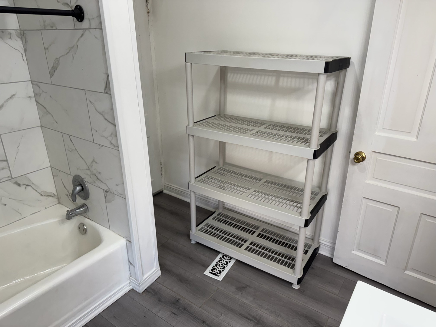 431 North Crystal Avenue Elgin, IL 60123 - Photo 25 of 31