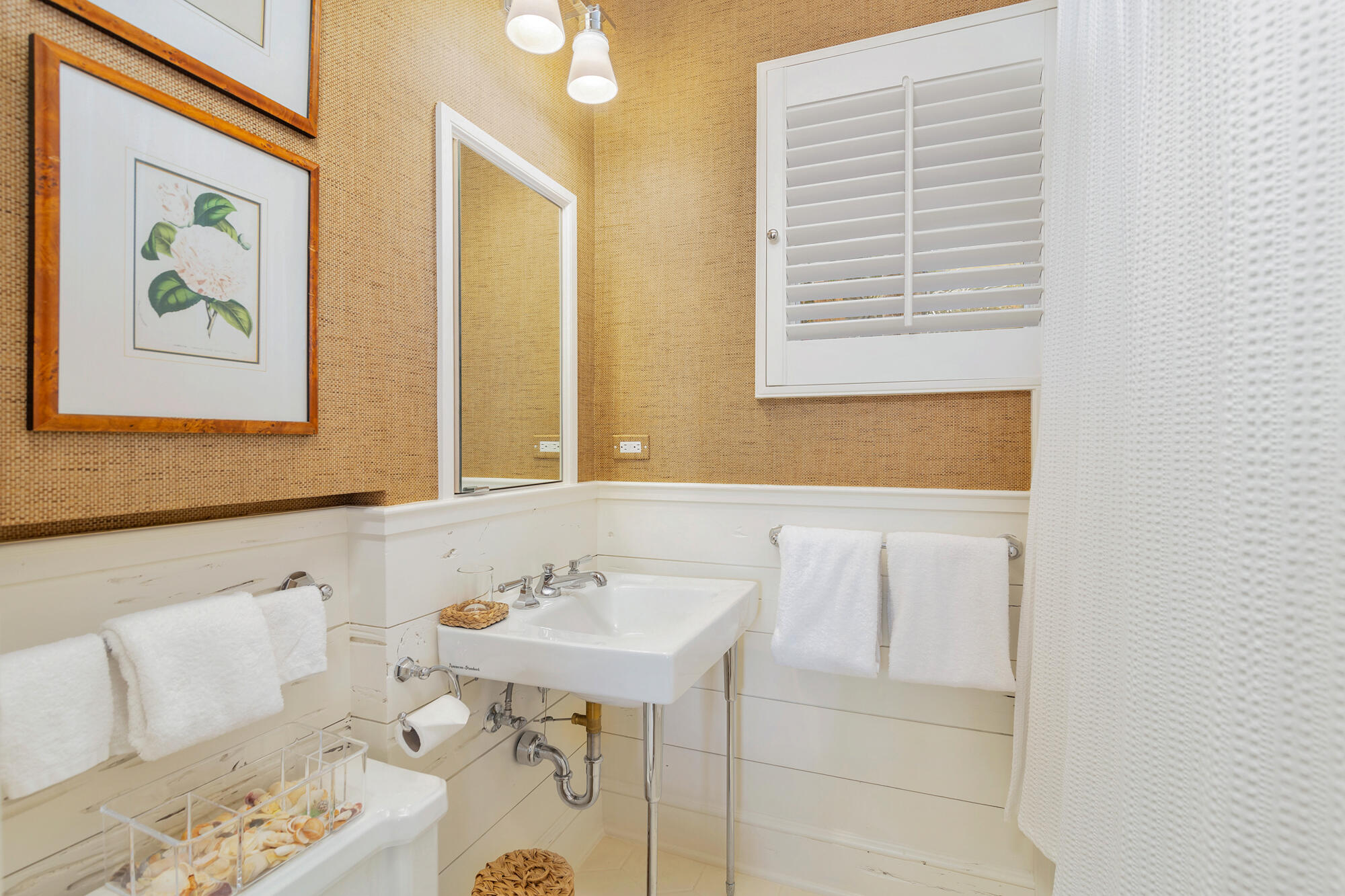 417 Peruvian Avenue, Unit 1 Palm Beach, FL 33480 - Photo 14 of 21 low-16