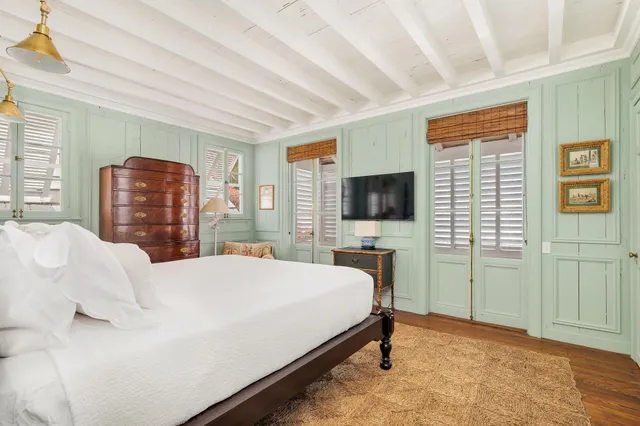 $37,000 | 417 Peruvian Avenue, Unit 1, Palm Beach, FL 33480