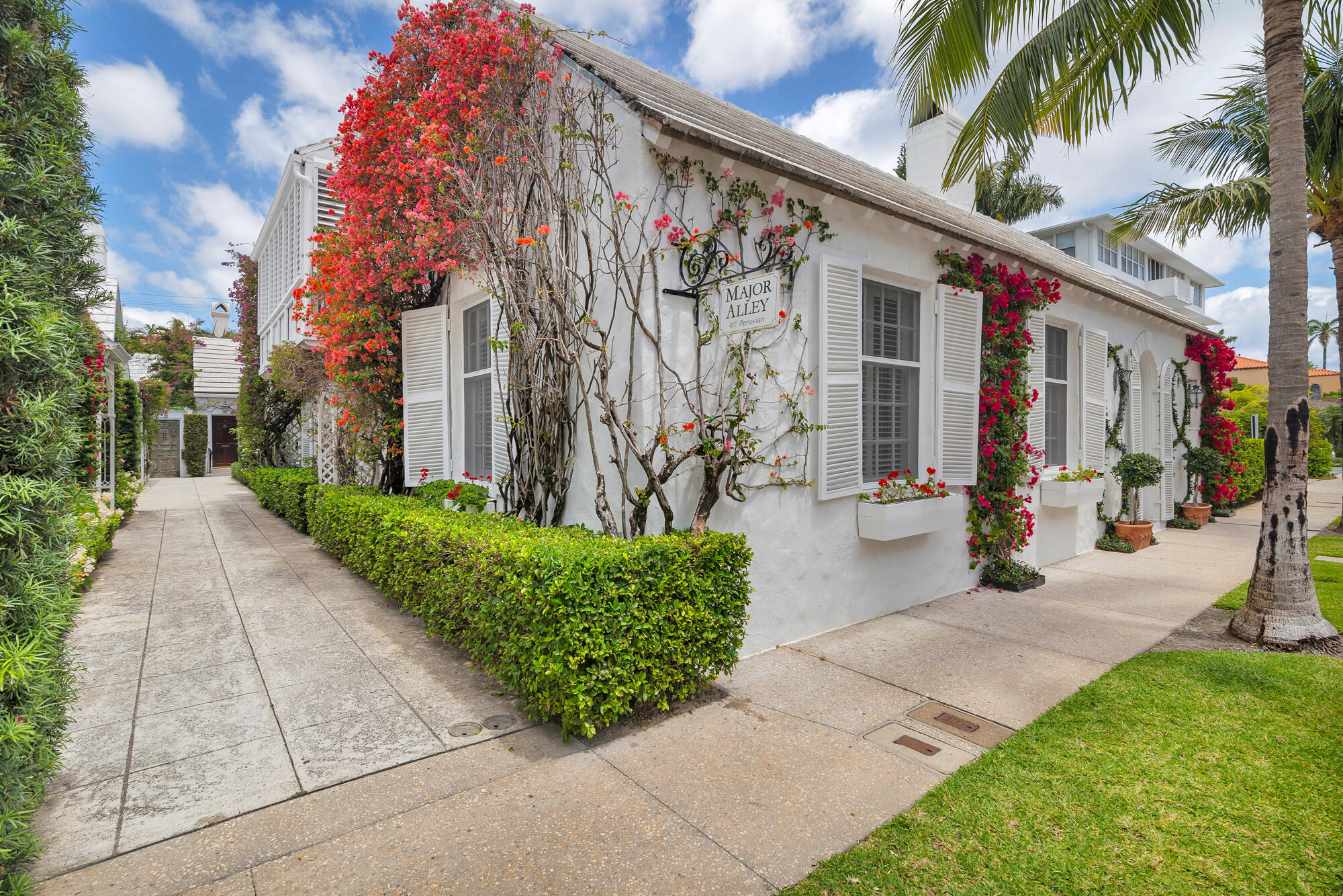 417 Peruvian Avenue, Unit 1 Palm Beach, FL 33480 - Photo 2 of 21 low-1