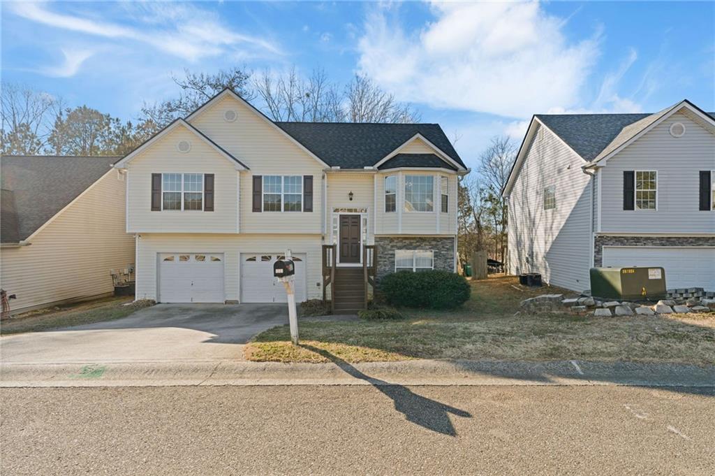 517 Hillcrest Cross Road Canton, GA 30115 - Photo 4 of 51