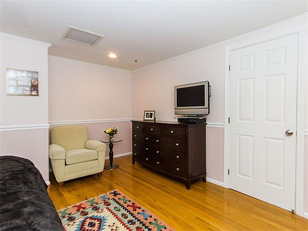 27 Main Street, Unit 27 Boston, MA 02129 - Photo 11 of 13