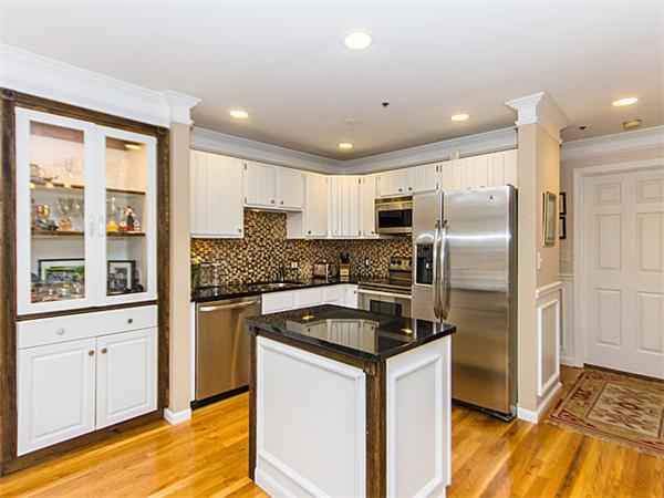 27 Main Street, Unit 27 Boston, MA 02129 - Photo 5 of 13