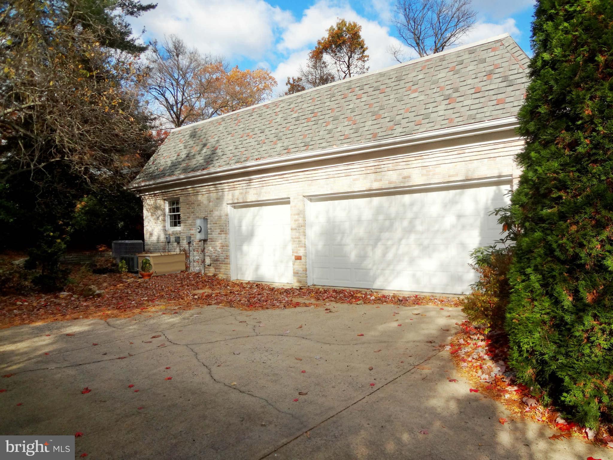 809 Villa Ridge Road Falls Church, VA 22046 - Photo 13 of 30 Exterior (General)