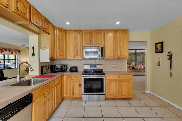 $399,900 | 9802 Northwest 75th Court, Tamarac, FL 33321