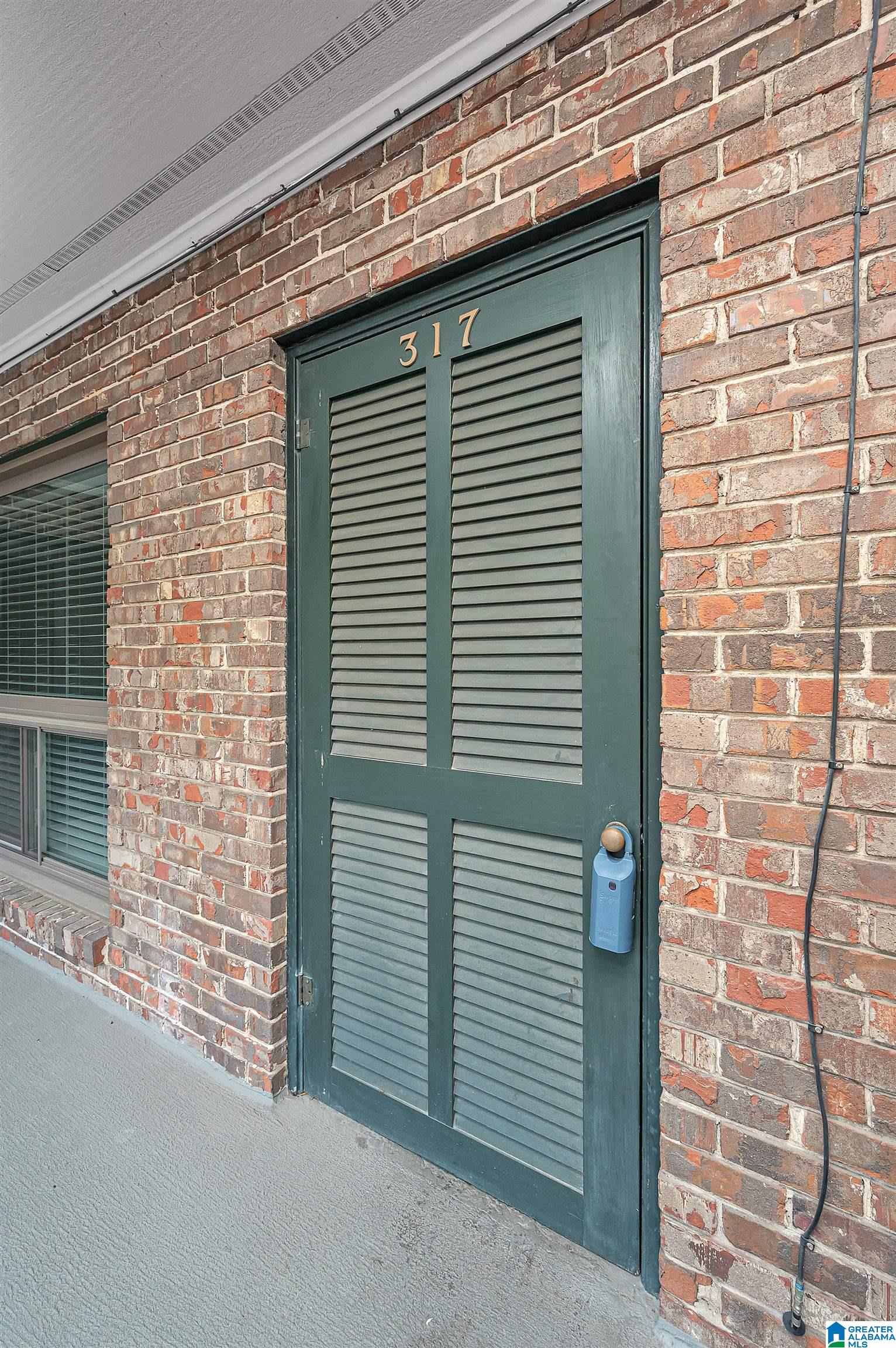 57 Hanover Circle, Unit 317 Birmingham, AL 35205 - Photo 5 of 28