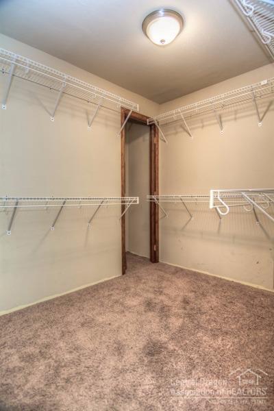 19244 Shoshone Road Bend, OR 97702 - Photo 13 of 25 Additional Photo