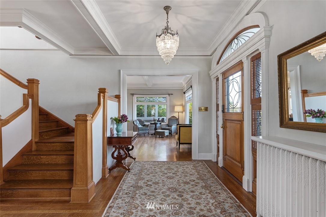 2201 Rucker Avenue Everett, WA 98201 - Photo 4 of 40
