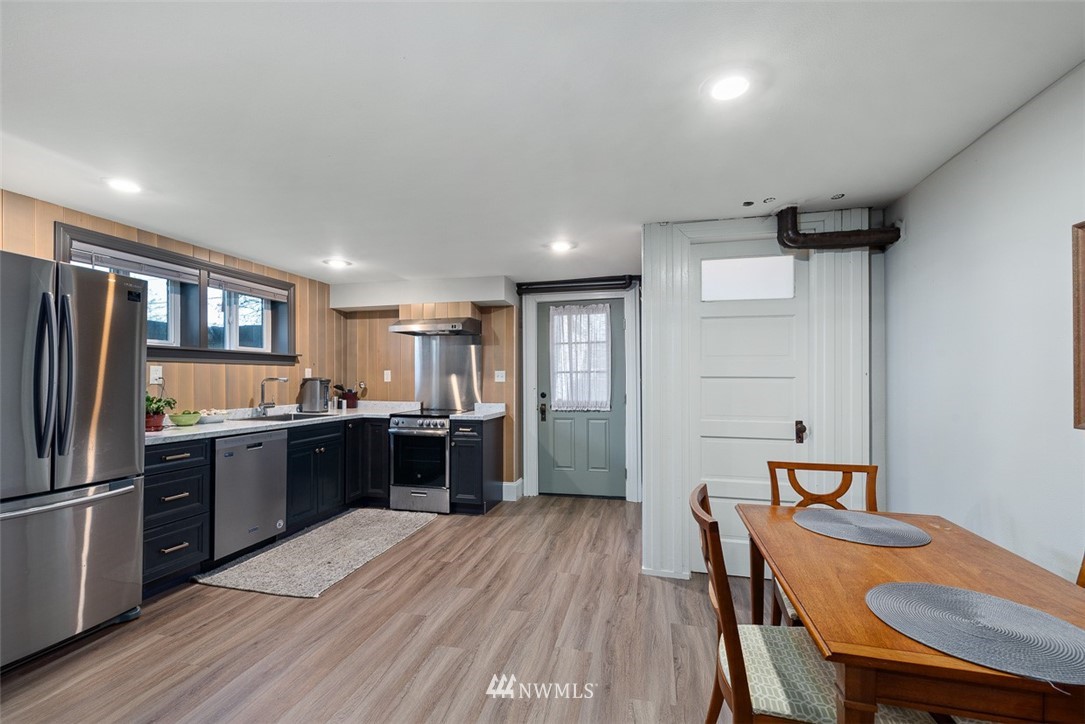 2201 Rucker Avenue Everett, WA 98201 - Photo 32 of 40