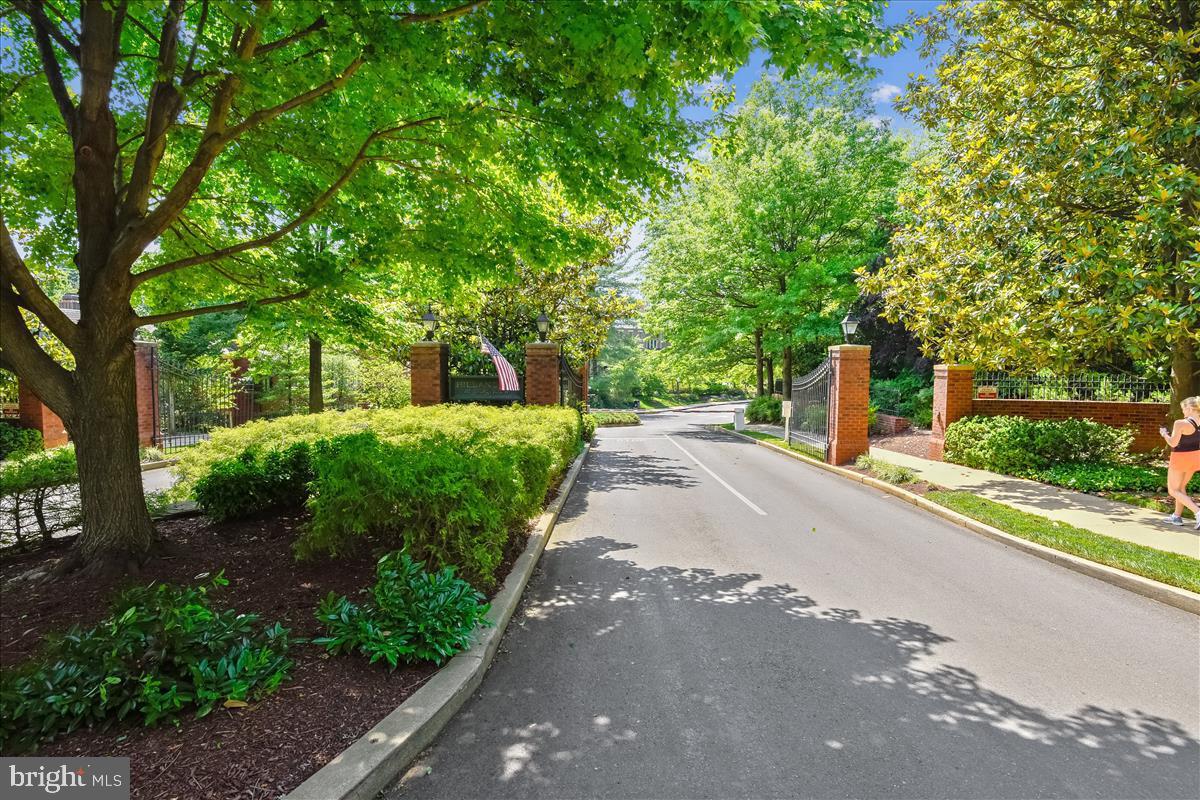 3927 Georgetown Court Northwest Washington, DC 20007 - Photo 3 of 36 Hillandale gate house entrance