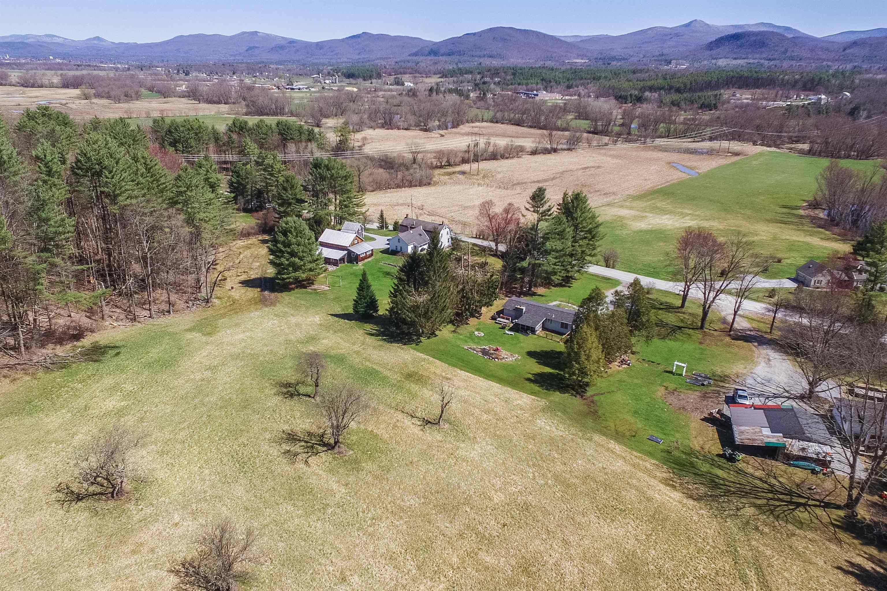 3277 Creek Road Clarendon, VT 05759 - Photo 2 of 59
