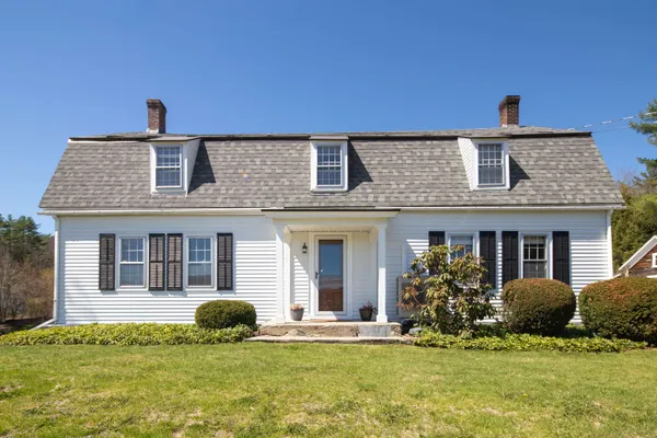 $749,000 | 3277 Creek Road, Clarendon, VT 05759
