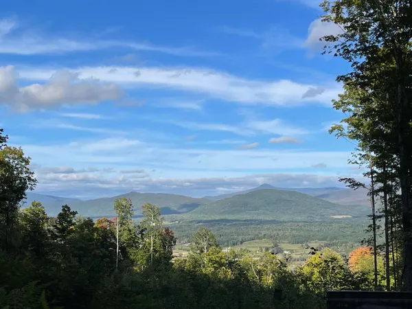 $749,000 | 3277 Creek Road, Clarendon, VT 05759