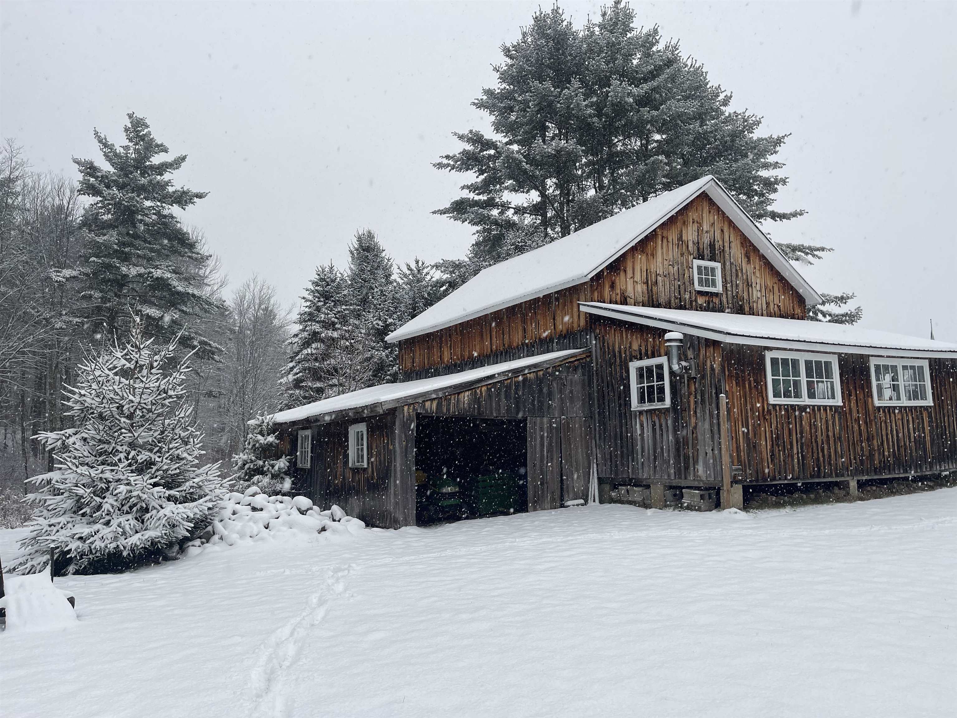 3277 Creek Road Clarendon, VT 05759 - Photo 57 of 59