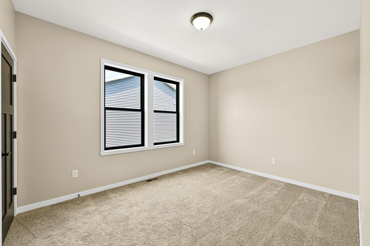 213 Cedar Avenue Delavan, WI 53115 - Photo 20 of 30 Bedroom 3