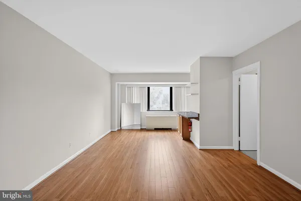 $1,800 | 3701 Connecticut Avenue Northwest, Unit 337, Washington, DC 20008