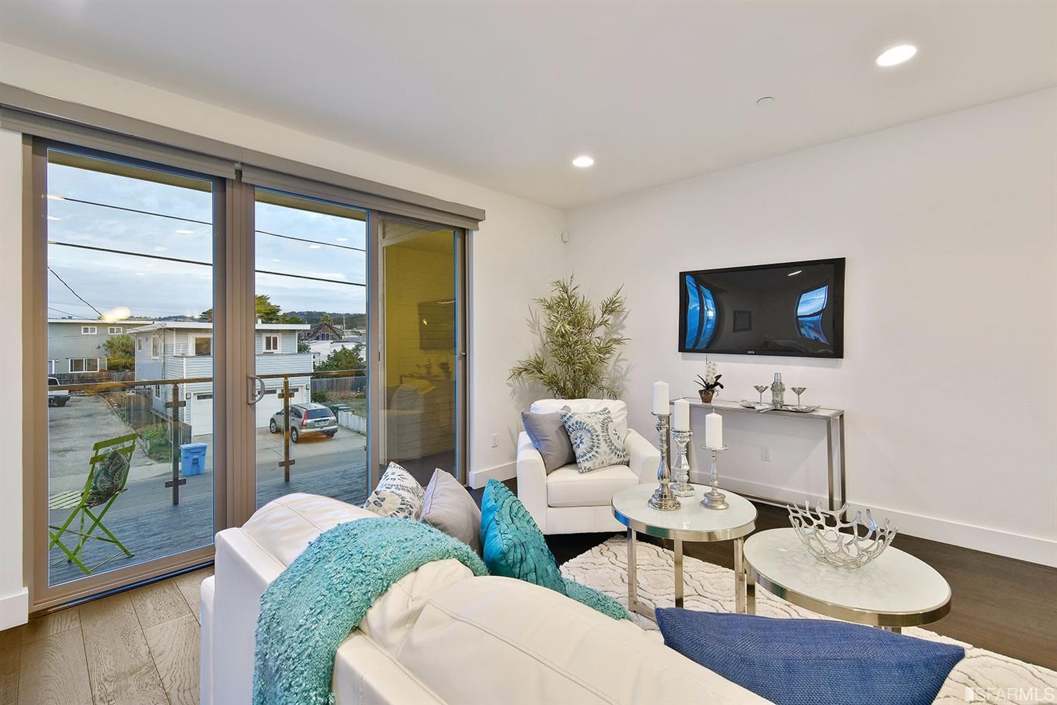 10 Santa Rosa Avenue Pacifica, CA 94044 - Photo 12 of 142 Gallery Image 12