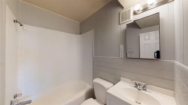 $1,000 | 4000 South Margaret Street, Unit A, Bryan, TX 77803