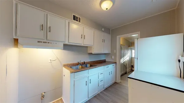 $1,000 | 4000 South Margaret Street, Unit A, Bryan, TX 77803