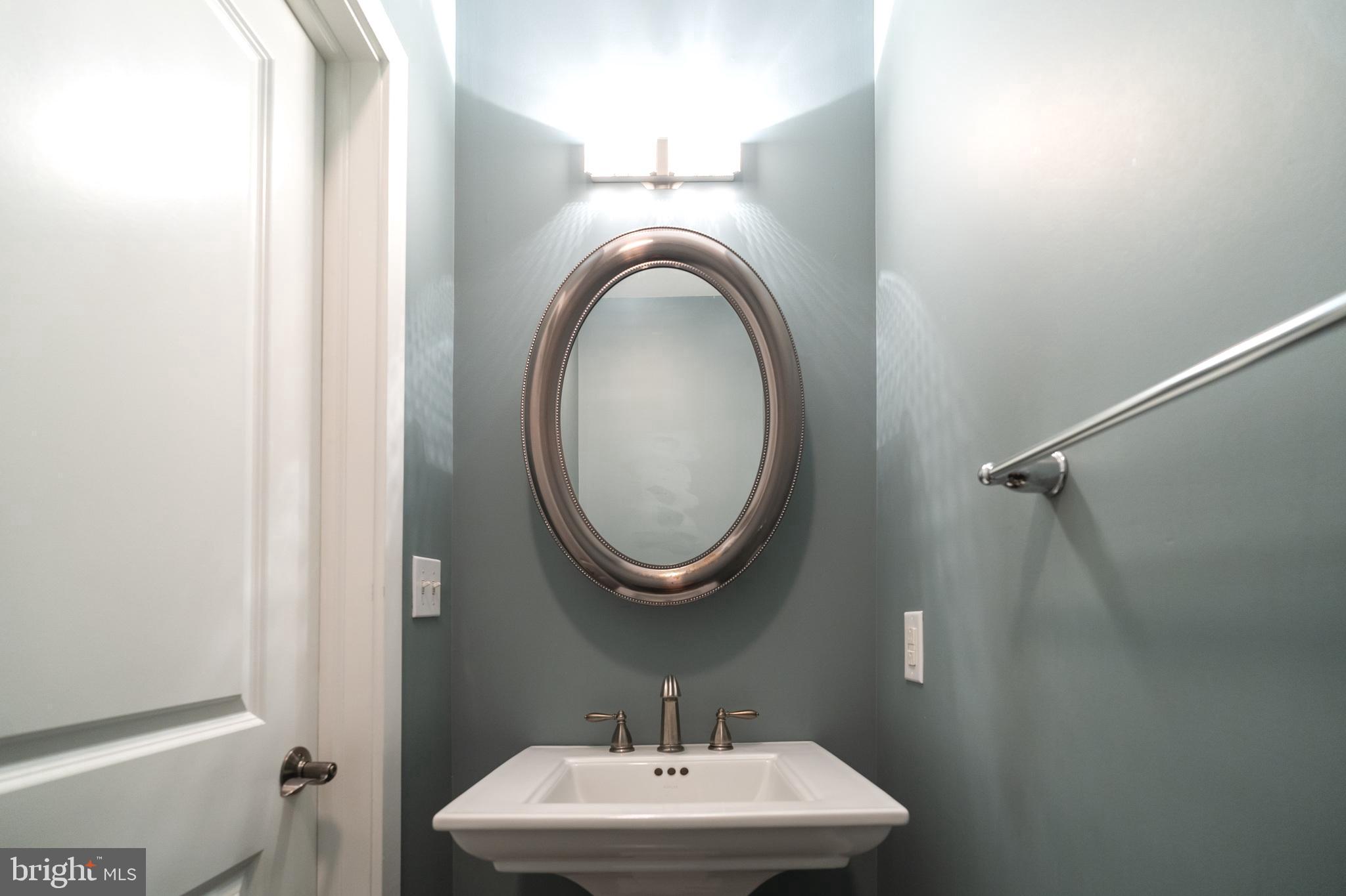 207 Rector Street, Unit 2F Philadelphia, PA 19128 - Photo 7 of 17