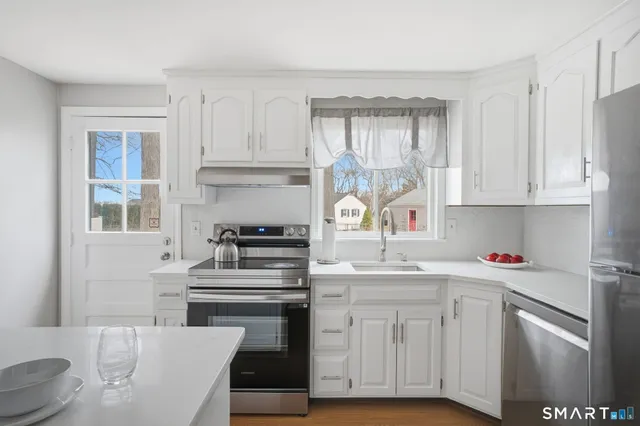 $339,000 | 169 Forest Drive, Wethersfield, CT 06109