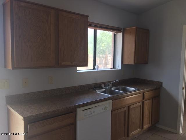 164 Calle Palenque Rio Rico, AZ 85648 - Photo 4 of 19