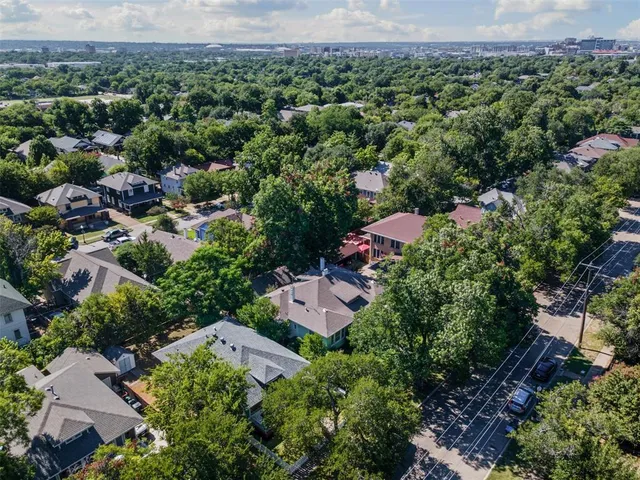 an aerial view of multiple house