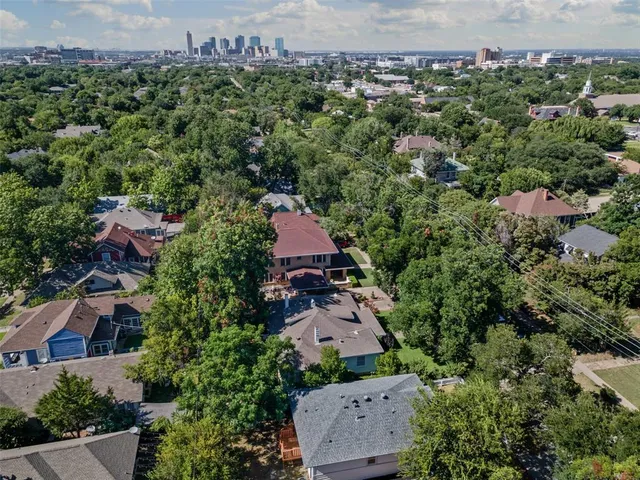 an aerial view of multiple house