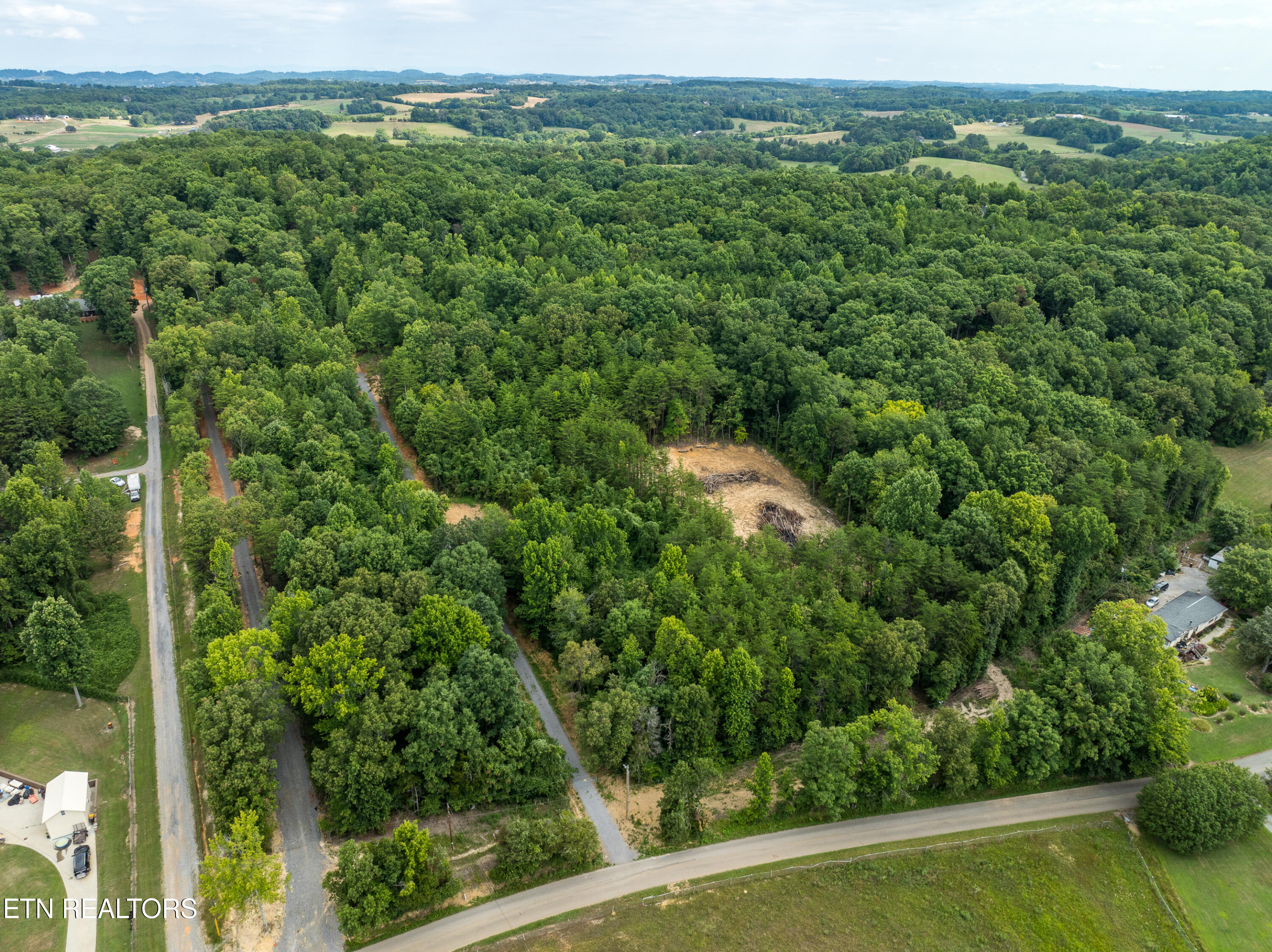 7643 Tomotley Road Maryville, TN 37801 - Photo 3 of 13 DSC_9898-3