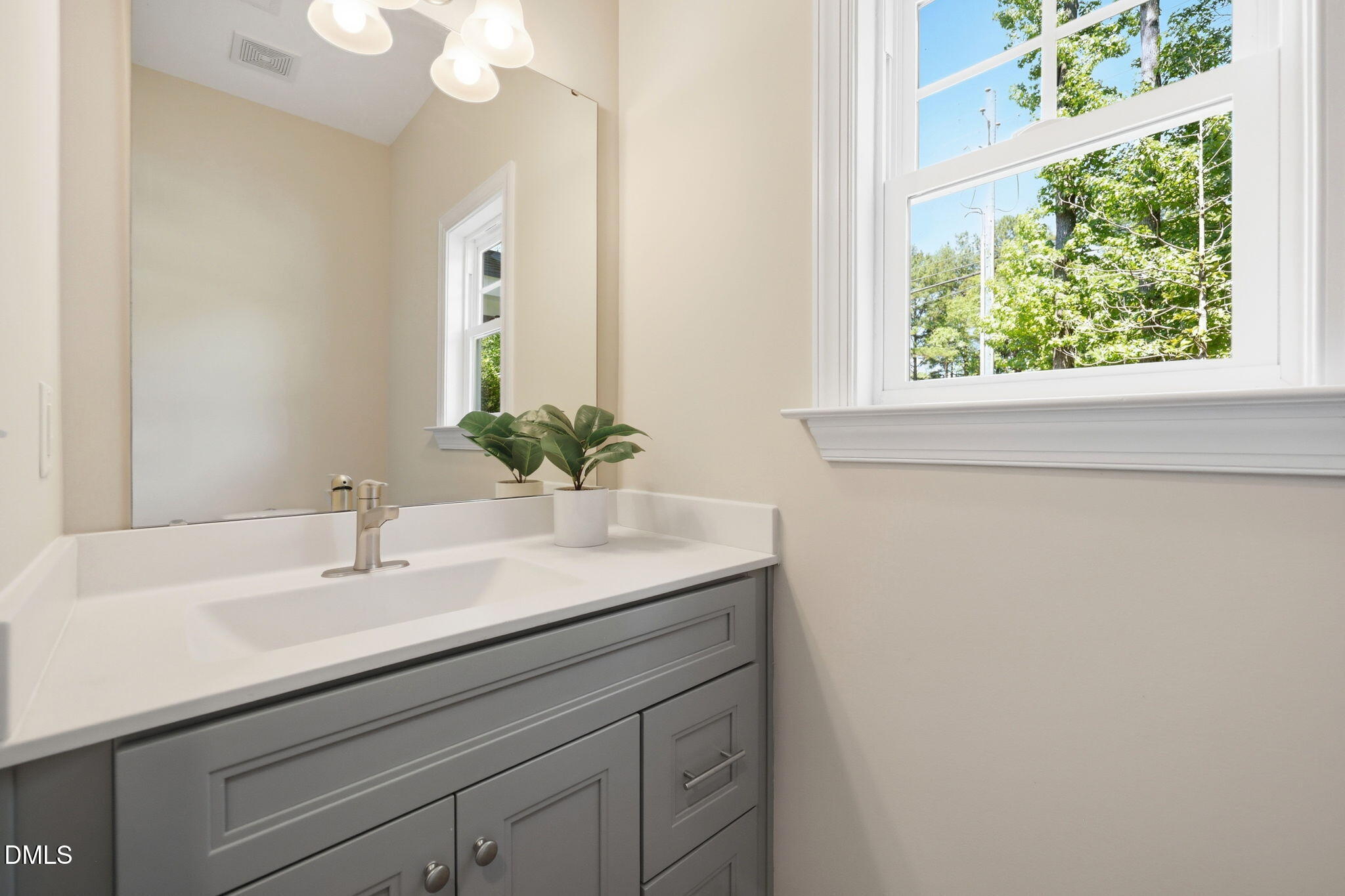 5508 Batoul Lane Raleigh, NC 27606 - Photo 18 of 59 30-web-or-mls-IMG_5545_edit