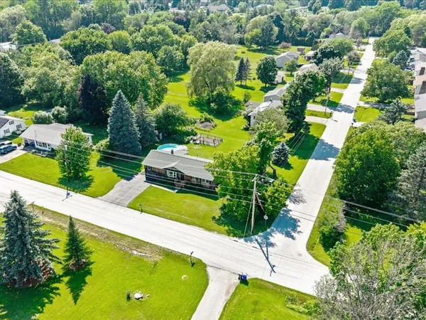 $384,000 | 8 Thorpe Ave Extension, St. Albans Town, VT 05478