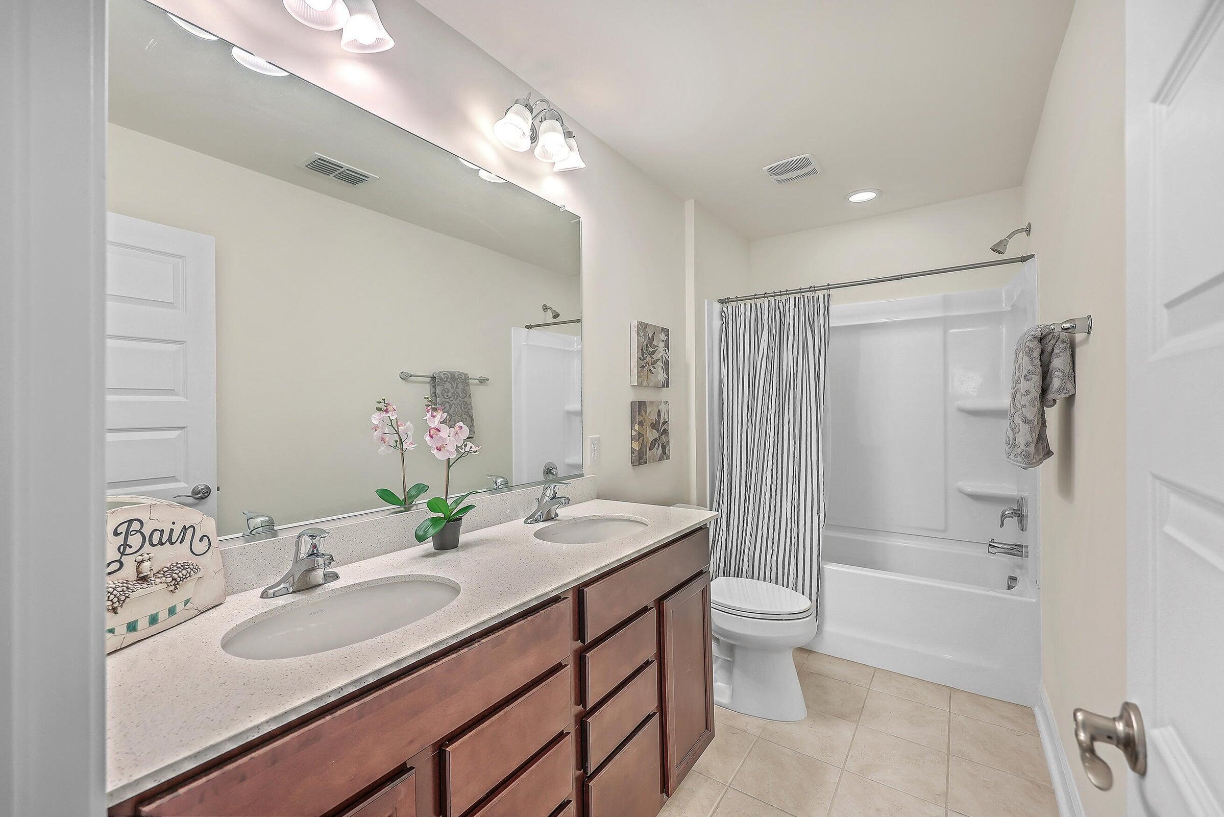 2318 Chisol Plow Street Mount Pleasant, SC 29466 - Photo 27 of 36 full guest bathroom