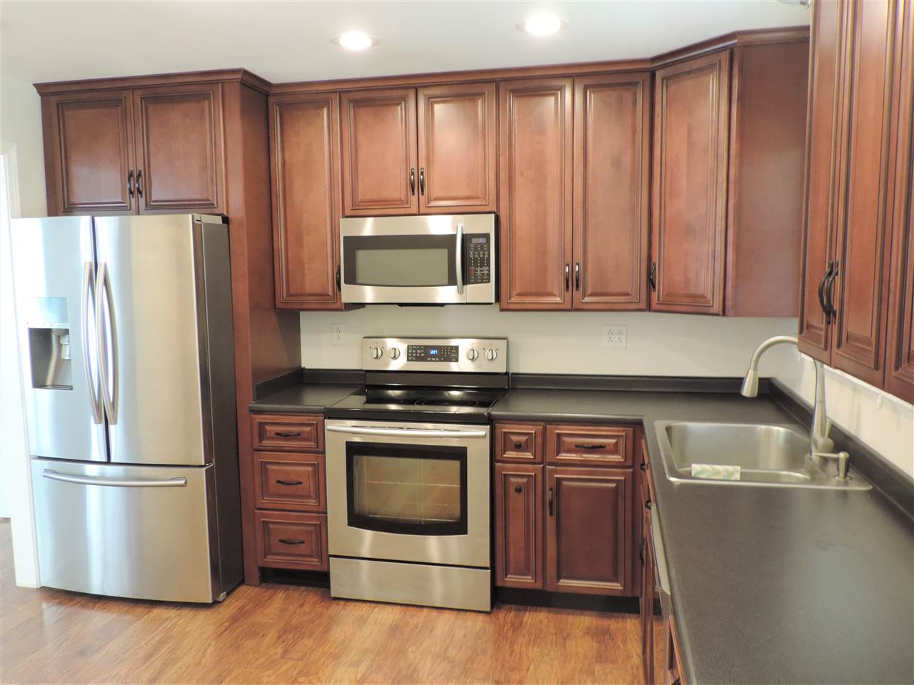 6881 Merritts Crk Road Huntington, WV 25702 - Photo 7 of 32 Gallery Image 7