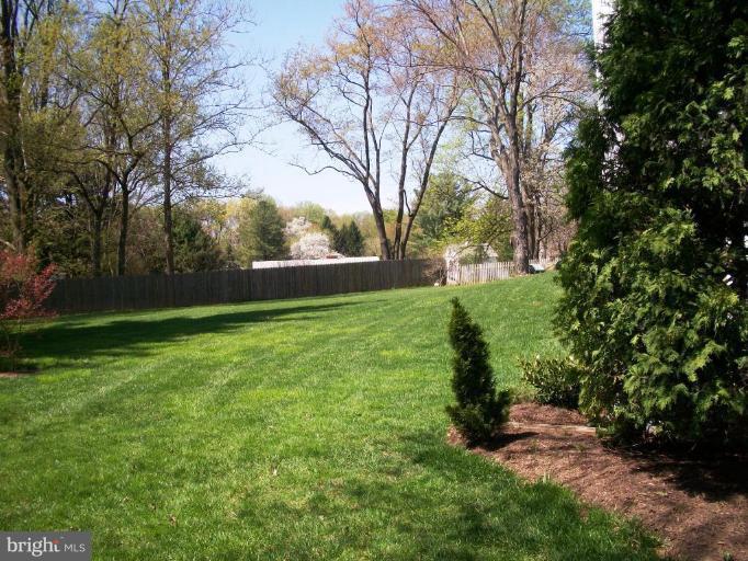 14608 Sturtevant Road Silver Spring, MD 20905 - Photo 11 of 27 a view of a park