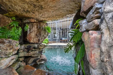 $1,795,000 | 6816 Hawkins Road, Sarasota, FL 34241