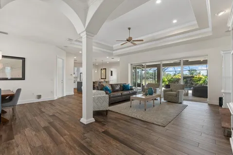 $1,795,000 | 6816 Hawkins Road, Sarasota, FL 34241