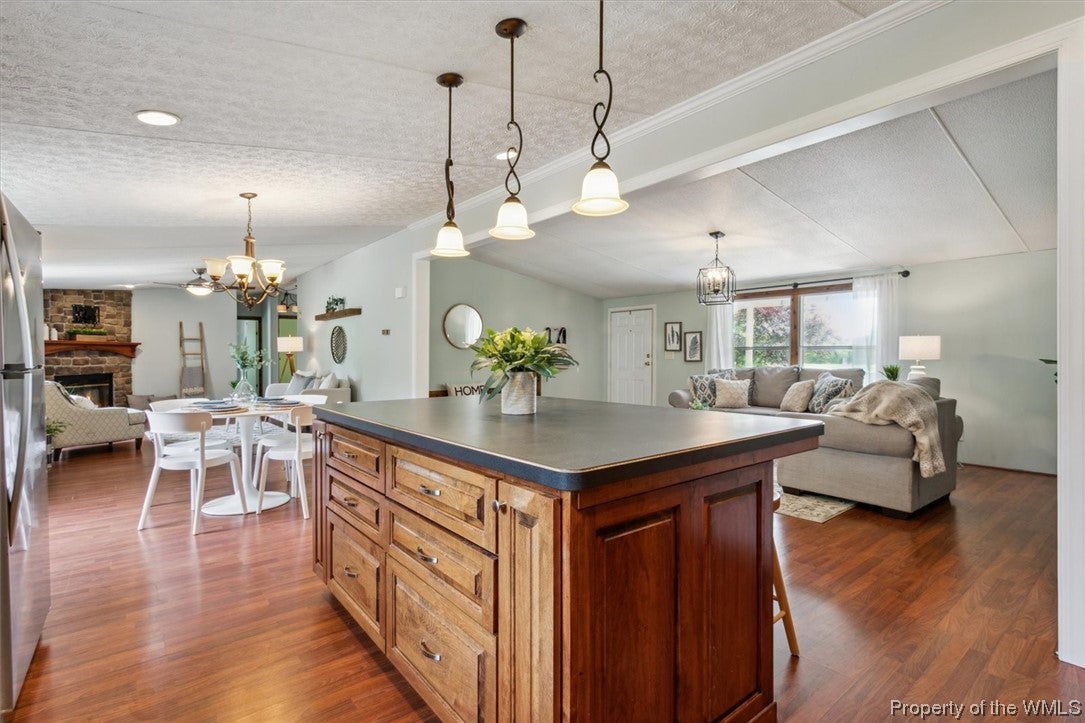 1028 Moonlight Road Smithfield, VA 23430 - Photo 13 of 50 Gallery Image 13