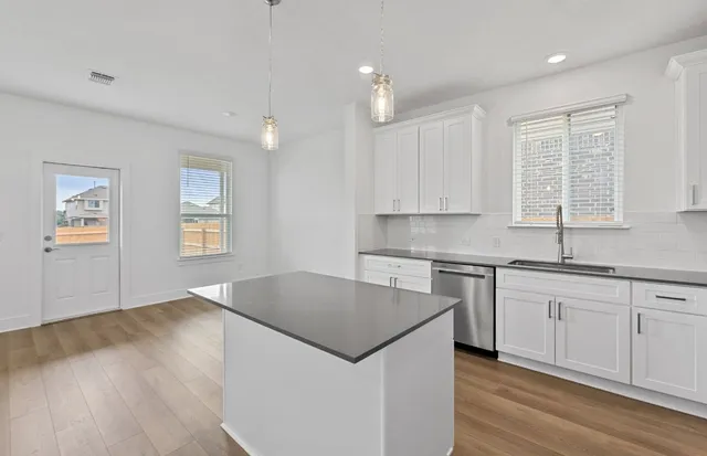 $351,990 | 526 Tailwind Drive, Kyle, TX 78640