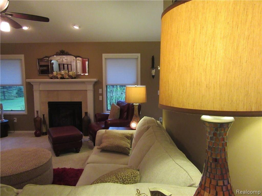 21460 Timber Ridge Drive Woodhaven, MI 48183 - Photo 8 of 50