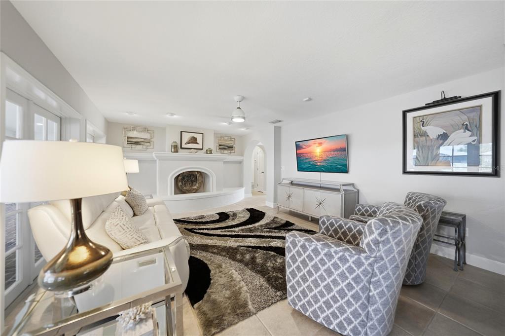 374 Severin Road Southeast Port Charlotte, FL 33952 - Photo 13 of 31 Gallery Image 13