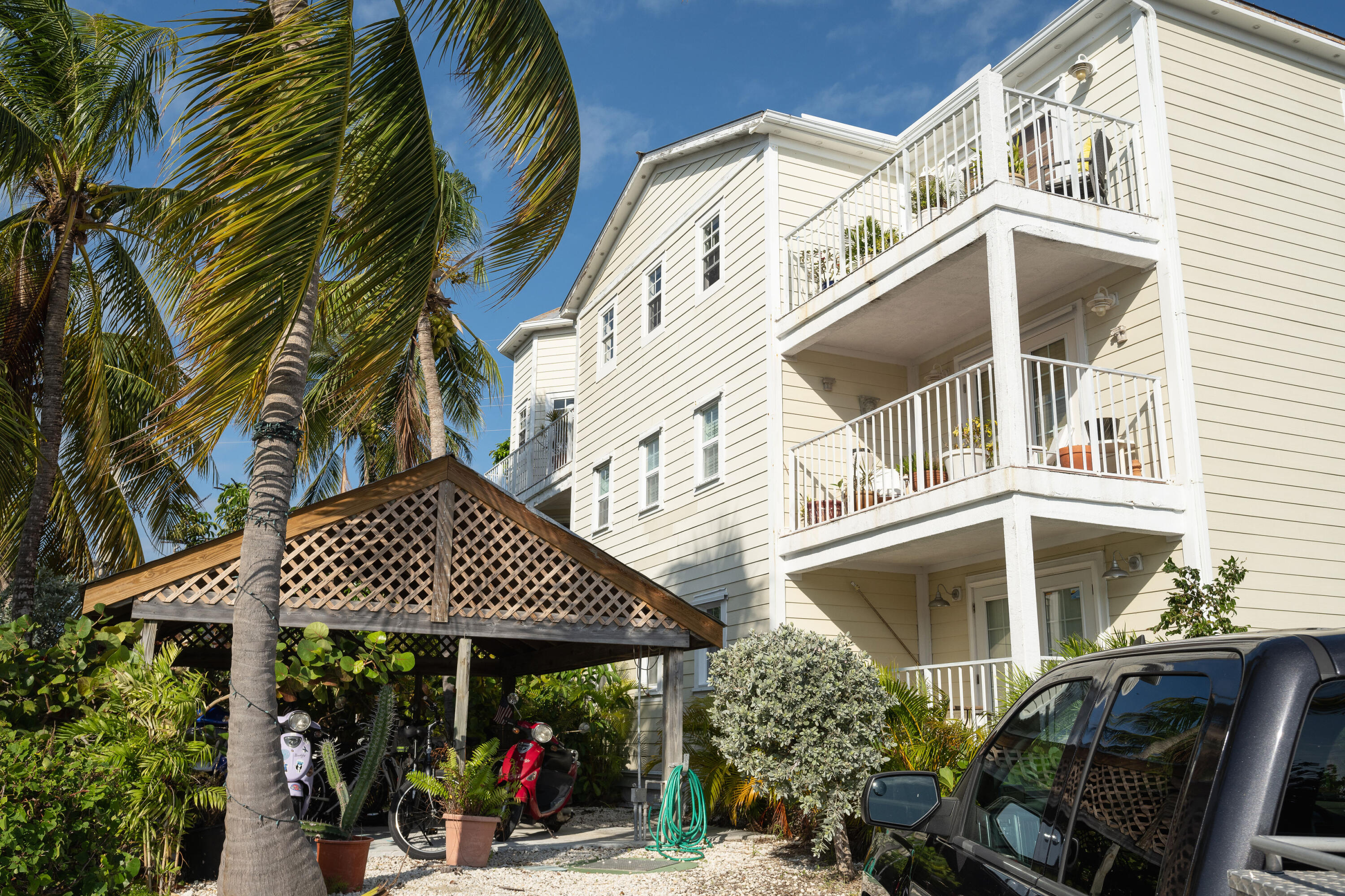 30 Hilton Haven Road, Unit 2A Key West, FL 33040 - Photo 42 of 42 a front view of a building