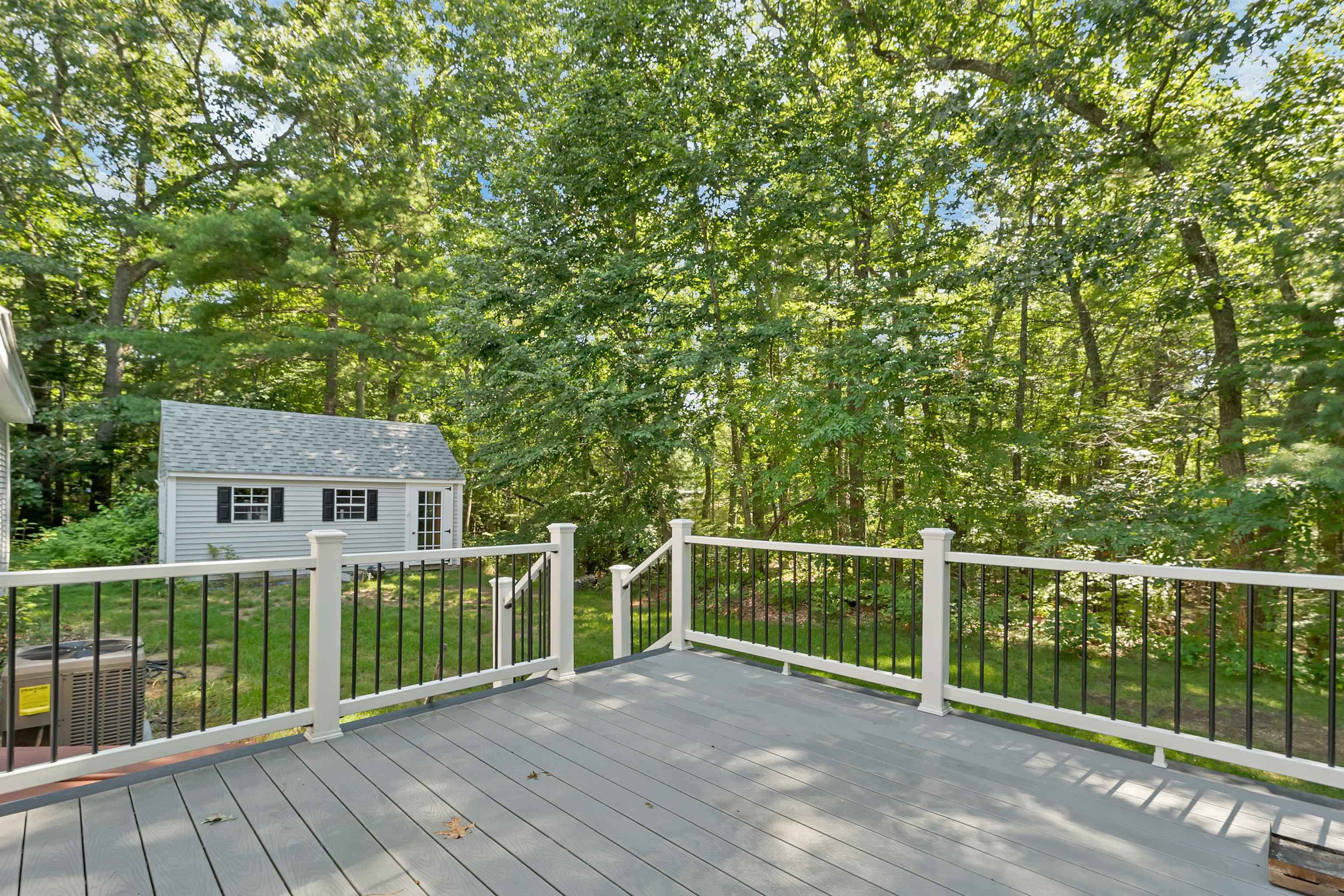 10 Beechwood Road Sandown, NH 03873 - Photo 18 of 18 Gallery Image 18