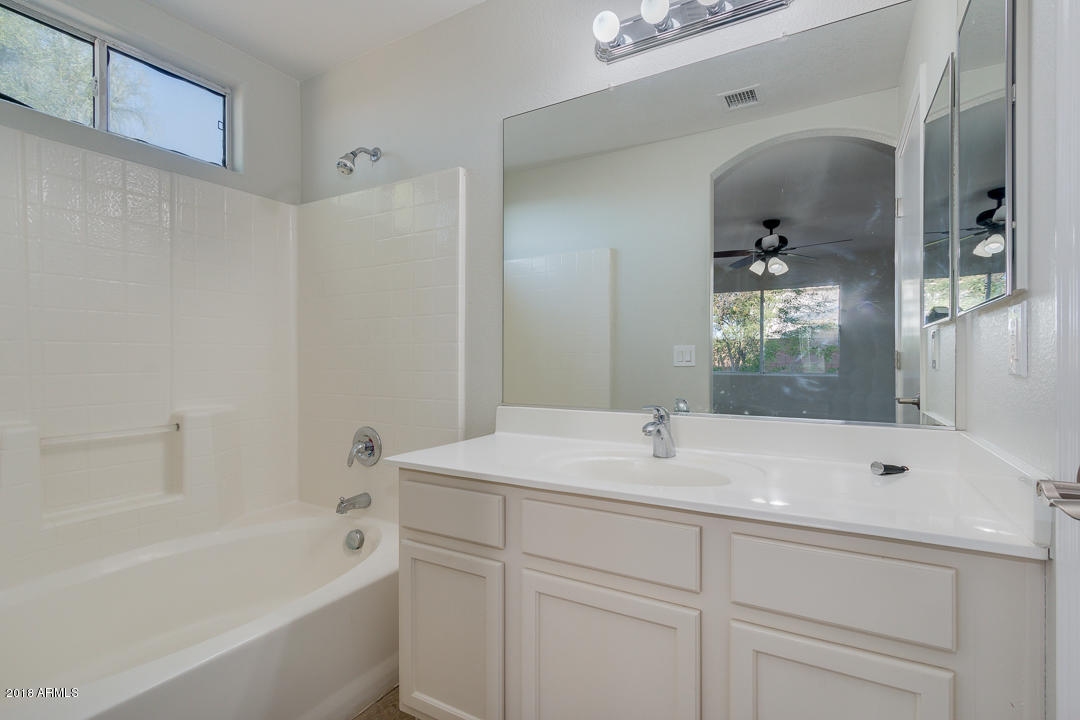 3401 West Maldonado Road Phoenix, AZ 85041 - Photo 19 of 29 21-Maldonado