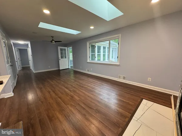 $3,900 | 7815 Rebel Drive, Annandale, VA 22003