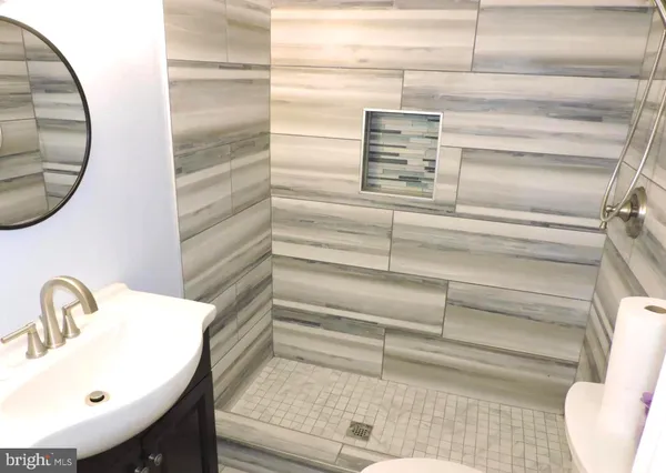 $3,900 | 7815 Rebel Drive, Annandale, VA 22003