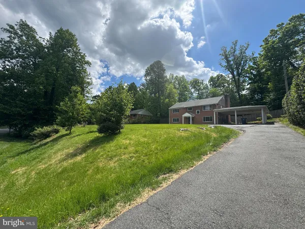 $3,900 | 7815 Rebel Drive, Annandale, VA 22003