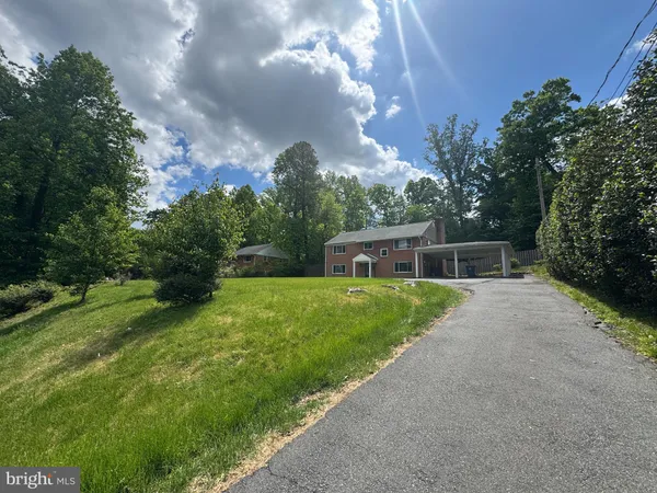 $3,900 | 7815 Rebel Drive, Annandale, VA 22003